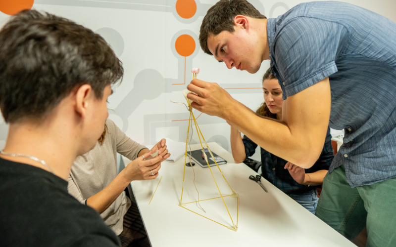 algiox startup program InCentar Beograd